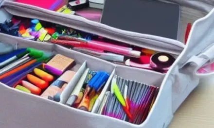 Using a Desk Storage Bag to Organize Your Items